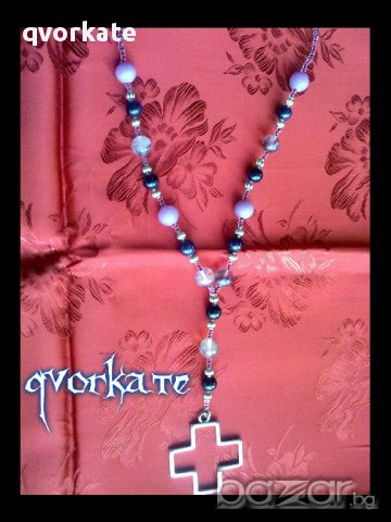 Колие със стоманен кръст, снимка 2 - Колиета, медальони, синджири - 9275102