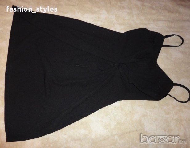 Малка черна рокля, снимка 3 - Рокли - 20320730