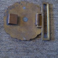 Стара бронзова военна тока, снимка 2 - Антикварни и старинни предмети - 17704028