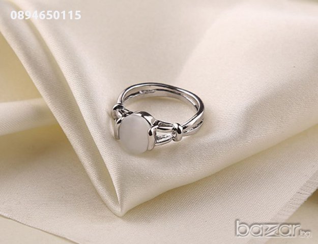 Ефектен сребърен пръстен лунен камък , снимка 7 - Пръстени - 17369466