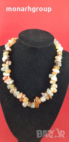 Колие, снимка 2 - Колиета, медальони, синджири - 26161043