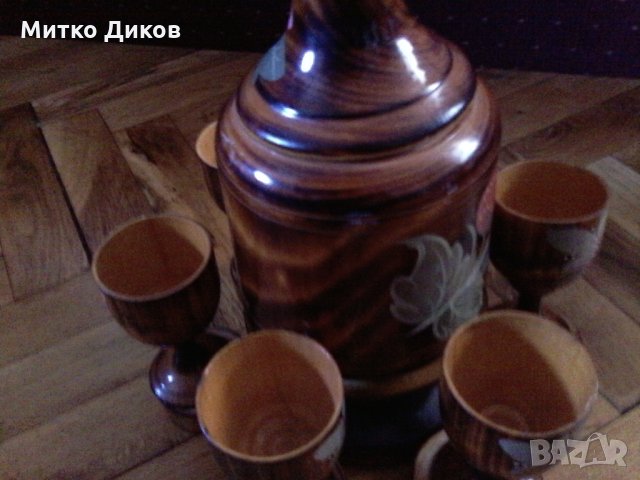 дървена бутилка на статив с 6 чаши -ръчна изработка, снимка 5 - Декорация за дома - 23310721