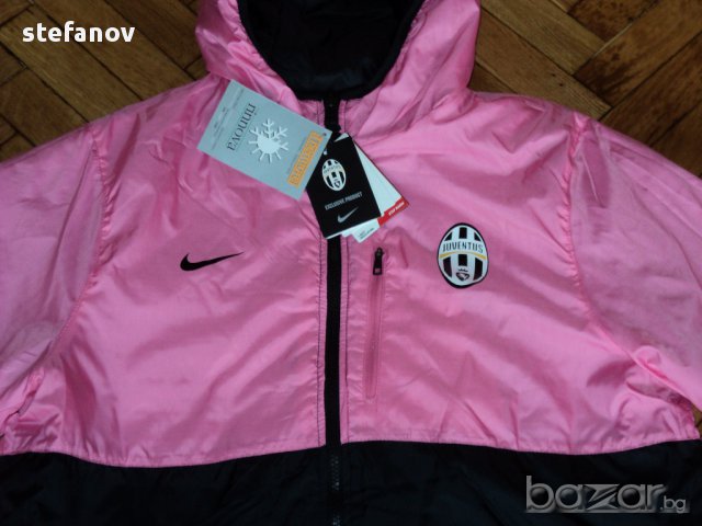 Футболно Яке Ювентус НОВО с Две Лица Juventus Nike Reversible Jacket NEW Juve, снимка 2 - Футбол - 8923952