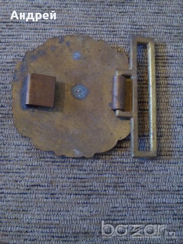 Стара бронзова военна тока, снимка 2 - Антикварни и старинни предмети - 17704028