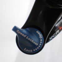 Продавам колела внос от Германия магнезиева велосипедна вилка SR SUNTOUR XCR 26 цола черна, снимка 13 - Части за велосипеди - 24206926