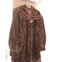продавам дамско еко палто, снимка 2 - Палта, манта - 23711954