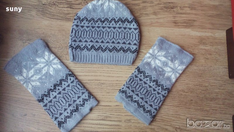 Дамска шапка+ръкави, снимка 1