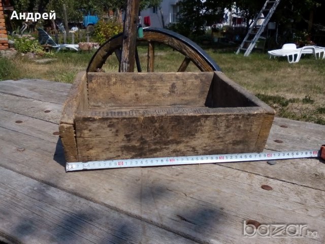Старинно сандъче за инструменти, снимка 3 - Антикварни и старинни предмети - 16893927