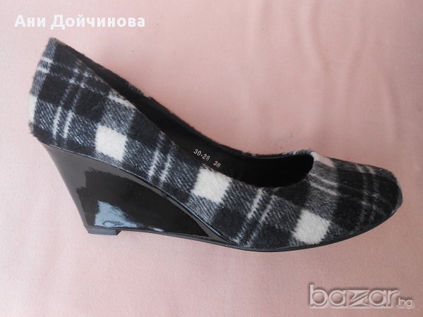 Продавам дамски обувки на платформа, снимка 2 - Дамски ежедневни обувки - 16570673