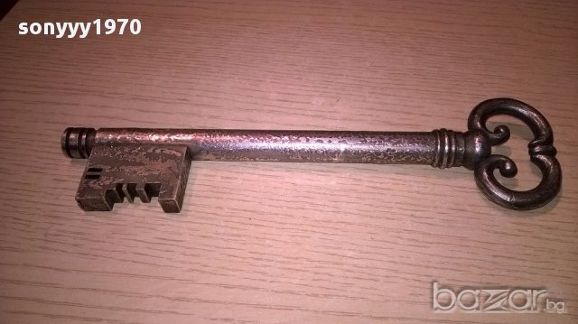 Запалка-ключ за средновековен замък-23/7/2см-внос швеицария, снимка 5 - Антикварни и старинни предмети - 16571560