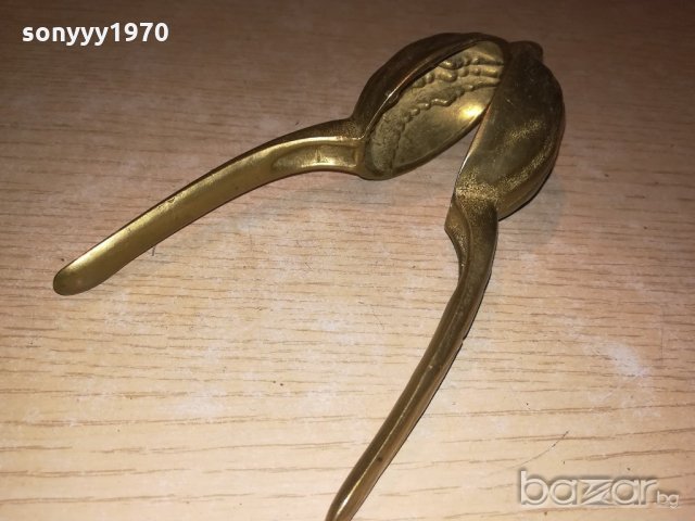 антика-масивна орехотрошачка-мед/месинг-17х5см-внос швеицария, снимка 5 - Колекции - 20476777