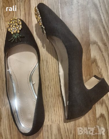  SALE %%% Обувки ЗАРА с ананаси от камъни, снимка 5 - Дамски обувки на ток - 23143361