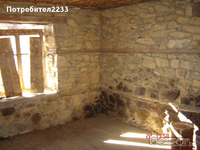 Продавам  каменна къща в с.Зорница 2ет. / двор - 300кв./ ток , вода , асфалтов път , хубава панорама, снимка 7 - Къщи - 13862660