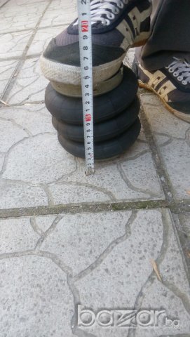 Въздушни възглавници за окачване на бусове, снимка 2 - Аксесоари и консумативи - 18331905