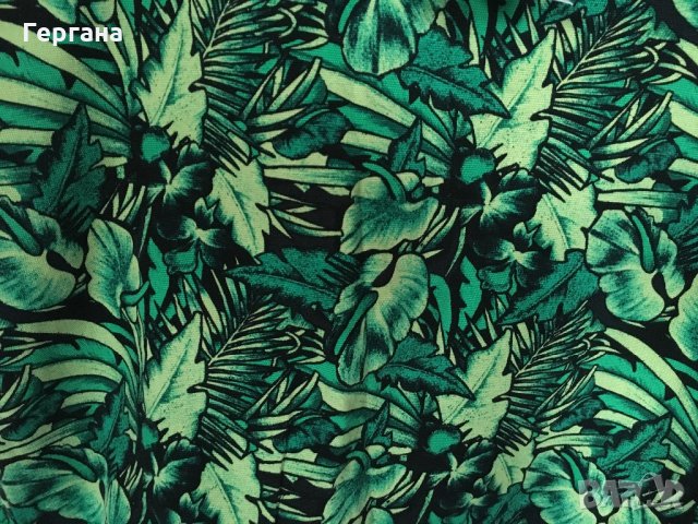 Пола с актуален принт, снимка 3 - Поли - 22091026