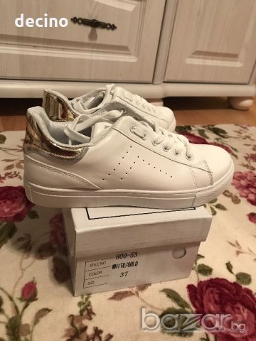 Нови Бели обувки/кецове , снимка 2 - Кецове - 21417699