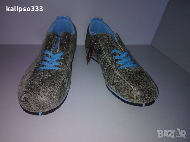 Levi's оригинални обувки, снимка 2 - Маратонки - 24472769