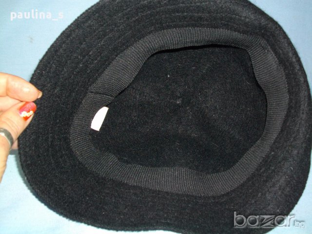 Ангорско черно бомбе с декорация / шапка меринос и ангора с декорация от брошака с циркони, снимка 3 - Шапки - 16210332