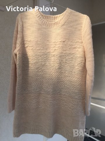 Красив пуловер, снимка 2 - Блузи с дълъг ръкав и пуловери - 22652605