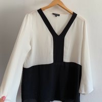 Дамска блуза в черно и бяло, снимка 3 - Блузи с дълъг ръкав и пуловери - 24719169