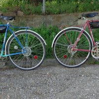 Два броя ретро велосипеда бегачи Спутник ХВЗ 1983 г, Турист Спорт ХВЗ 1990 г СССР, снимка 2 - Велосипеди - 25688119