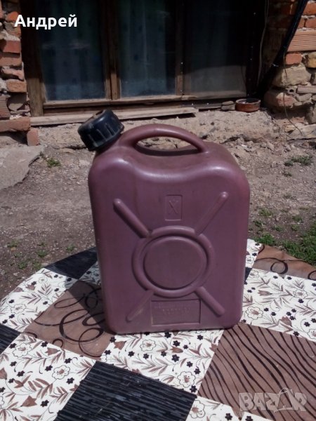 Стара пластмасова туба, снимка 1