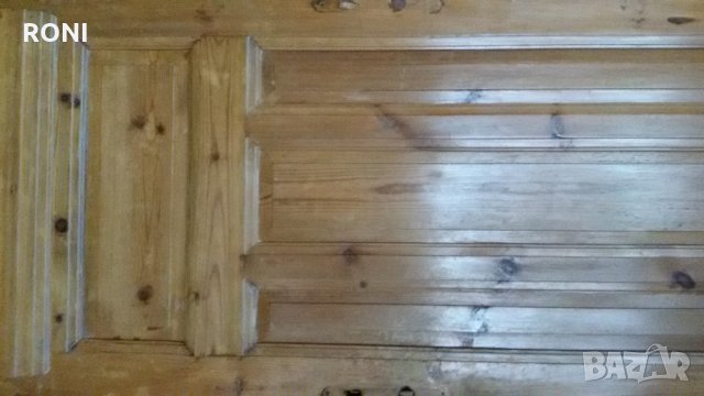 Дървена врата