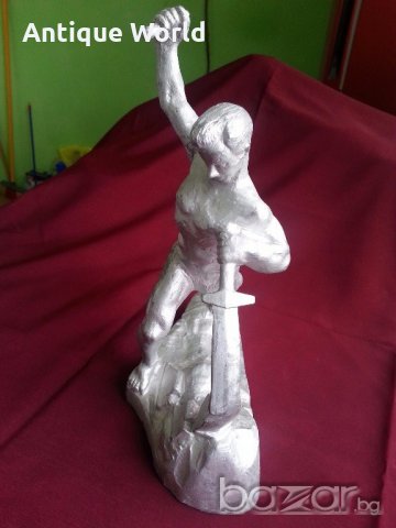 Соц Статуетка Фигура Статуя Пластика, снимка 2 - Антикварни и старинни предмети - 18529715