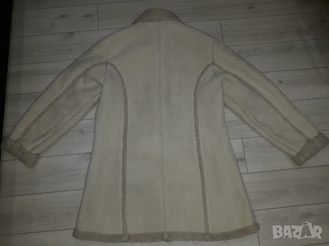 Светлобежово дамско палто кожух марка Spark, снимка 2 - Палта, манта - 23726566