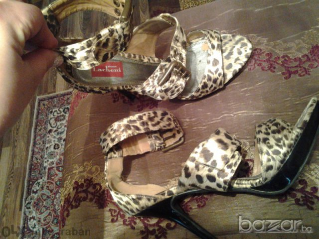 леопардови сандали номер 39 с висок ток, снимка 6 - Сандали - 7341668