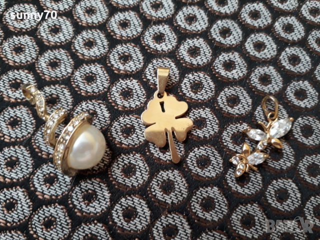 Намалени на 15.00 лв.Позлатени медальони