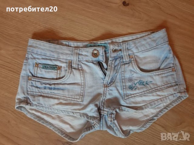 Къси дънкови панталонки, снимка 1 - Къси панталони и бермуди - 25148437