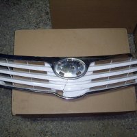 Предна решетка  TOYOTA AVENSIS от 2009 - 2012  година 53100-05110, снимка 1 - Части - 20987338