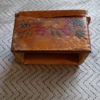 Стара дървена касичка, снимка 3 - Антикварни и старинни предмети - 23518317