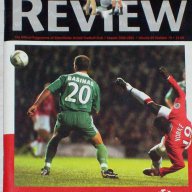 Оригинални футболни програми на Манчестър Юнайтед от Шампионската лига - сезони 2000/01 и 2001/02, снимка 2 - Други ценни предмети - 12694432