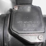 Дебитомер Hitachi AFH75-01A за Audi 2.7 / 3.0, снимка 2 - Части - 13590521
