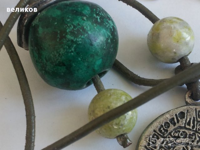  красива огърлица ЧИЧИНИЦА индианско изкуство естествена кожа, снимка 9 - Колиета, медальони, синджири - 13487957