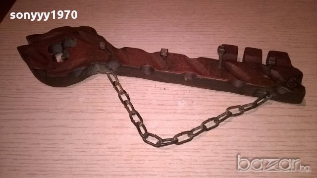 Поставка за ключове-дърво/метал-28х8см-внос швеицария, снимка 10 - Антикварни и старинни предмети - 16788869