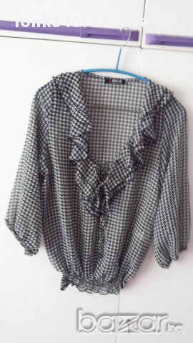 Маркова ефирна блуза черно и бяло, размер М-Л, снимка 1 - Блузи с дълъг ръкав и пуловери - 18055513