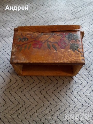 Стара дървена касичка, снимка 3 - Антикварни и старинни предмети - 23518317