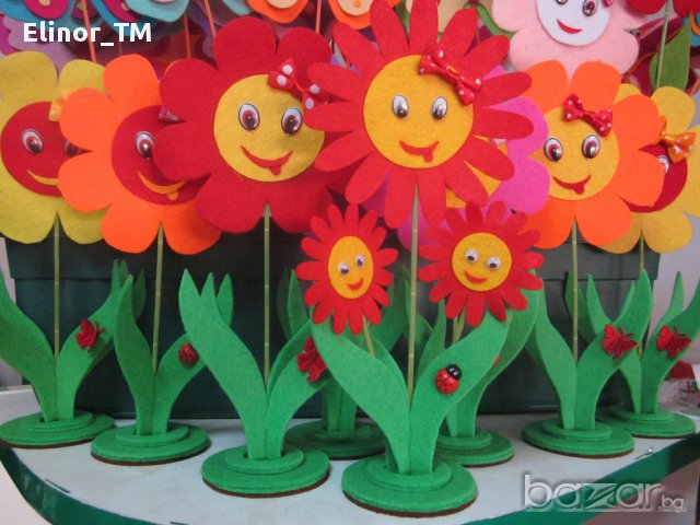 Цветя с поставка от филц, снимка 2 - Други - 7881062