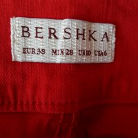 Дамски дънки BERSHKA , снимка 2 - Дънки - 22465415