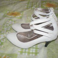 Нови обувки , снимка 2 - Дамски ежедневни обувки - 14258848