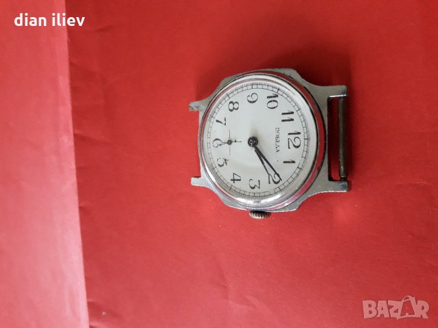 Стар механичен часовник-Победа, снимка 2 - Антикварни и старинни предмети - 25299917