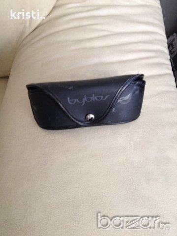 калъфи Rayban,Prada,TomFord и  .., снимка 15 - Слънчеви и диоптрични очила - 17340433