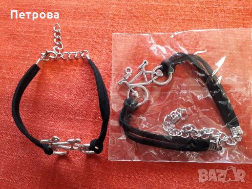 Кожена гривна с метален елемент - колело , снимка 3 - Гривни - 23409838