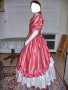 Бална рокля във викториански стил в розово и бяло, снимка 4
