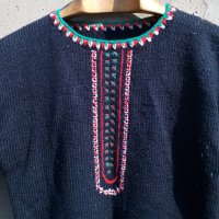 Стар етно пуловер, снимка 2 - Антикварни и старинни предмети - 22949700