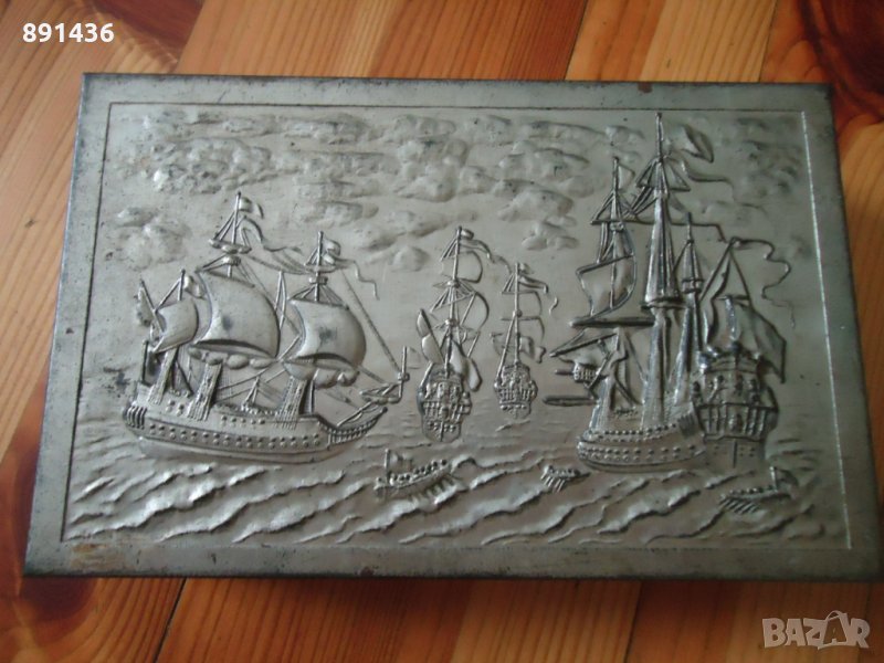 Стара кутия от пури с метален капак, снимка 1