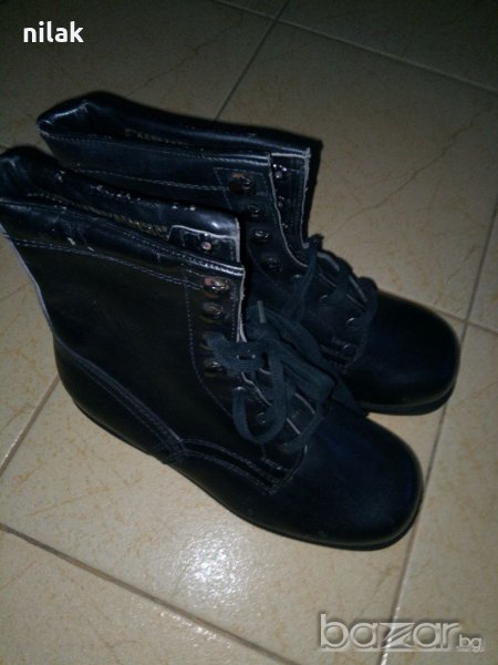 Продавам перфектни чисто нови войнишки кубинки 39 номер, снимка 1